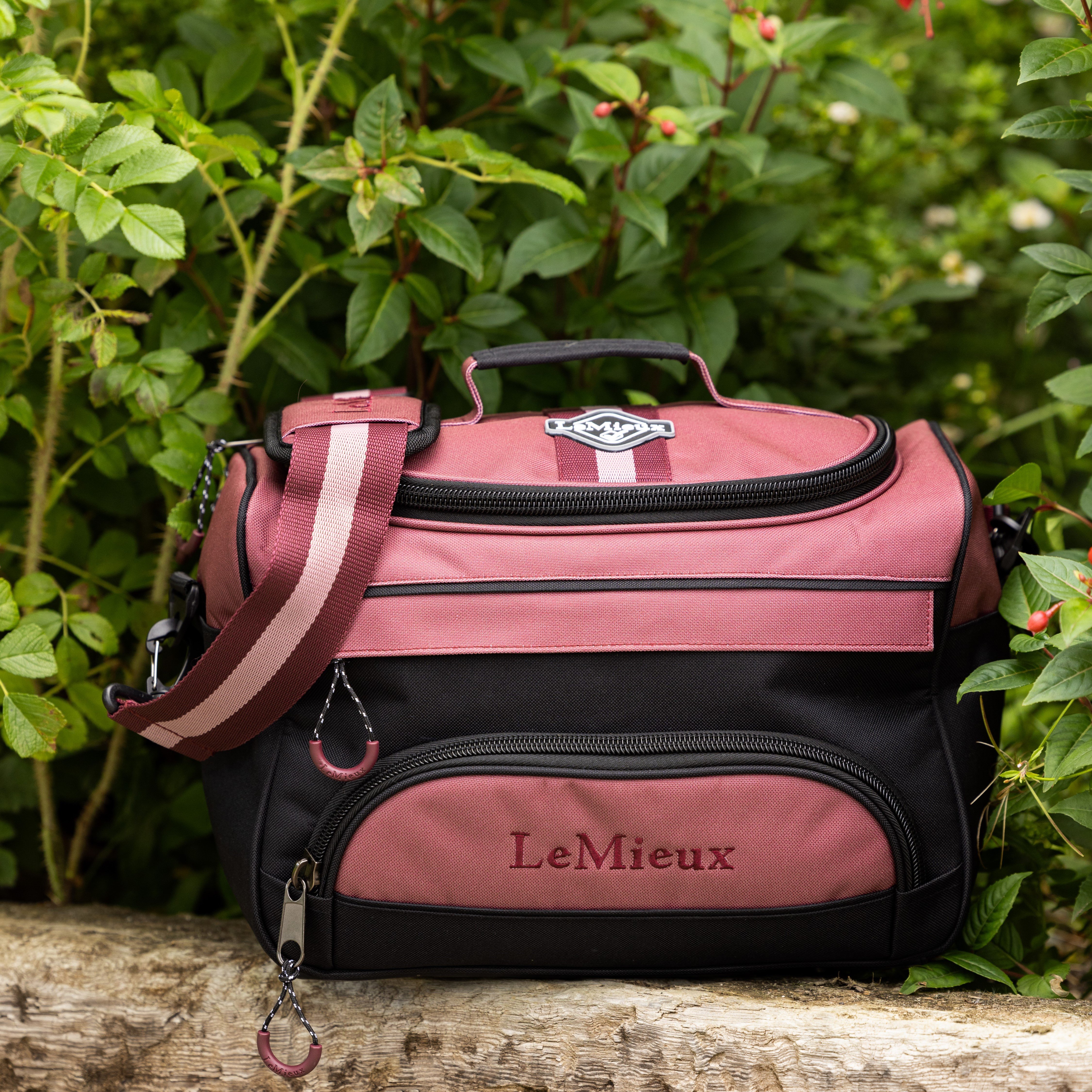 Sac de pansage LeMieux ProKit Lite Grooming Rose orchidée