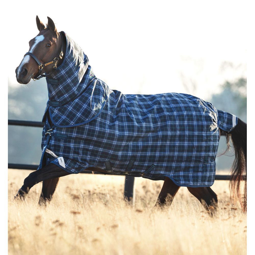 Tapis D'écurie Horseware Rhino Poids Moyen 6'9 - Wug Col Haut Bordeaux