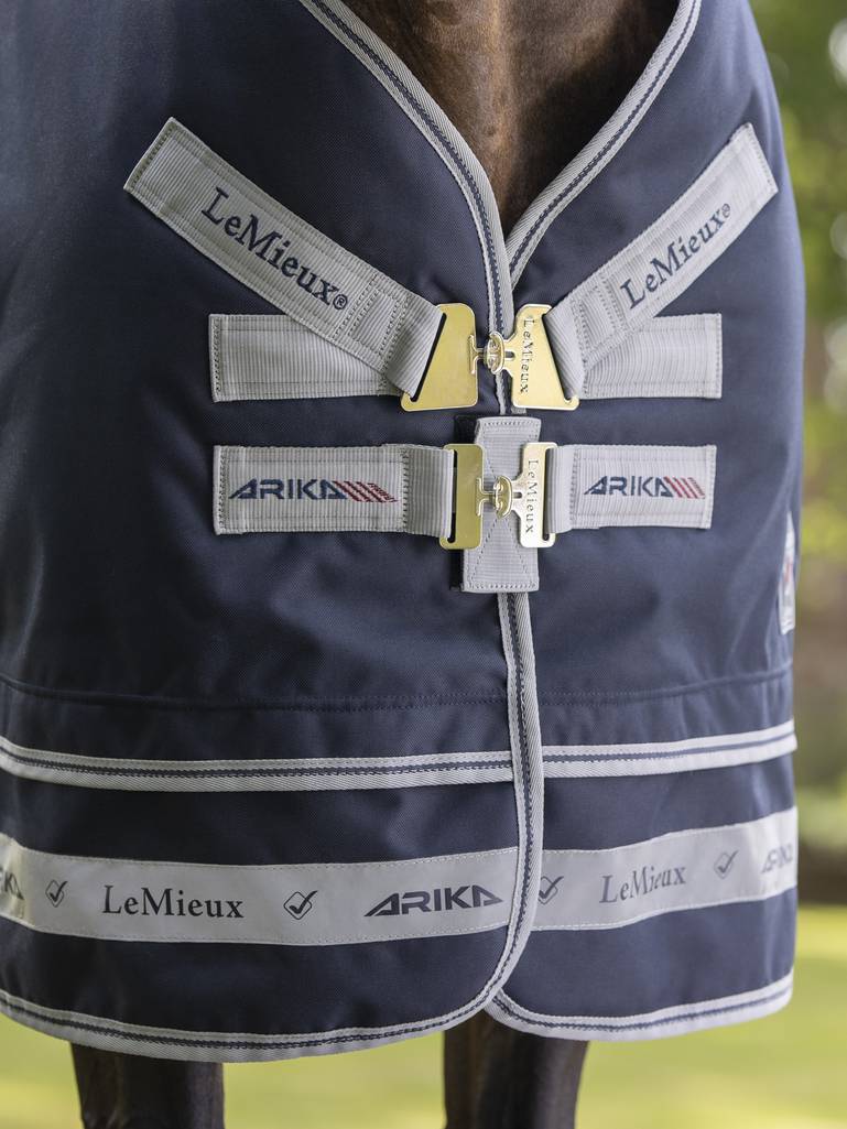 Couverture imperméable Arika Storm-Tek LeMieux 50g Bleu marine