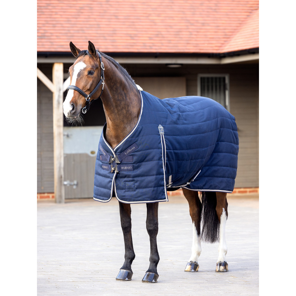 Couverture D'écurie WALDHAUSEN 100 G/m² - Taille 135 Cm, Bleu Nuit, Coupe Anatomique