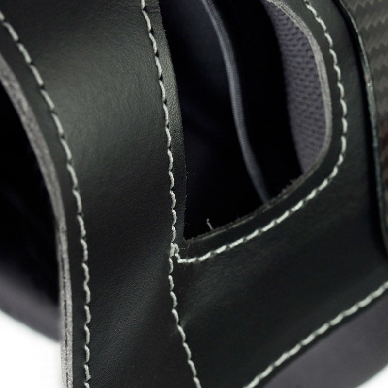 Casque Finn-Tack Elite fibres de carbone Noir Casque Finn-Tack Elite fibres de carbone Noir