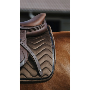 Tapis de selle Equithème Glossy Marron Tapis de selle Equithème Glossy Marron