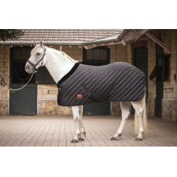 Couverture d'écurie Diagonale Paddock Sports 400g Noir Couverture d'écurie Diagonale Paddock Sports 400g Noir