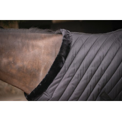 Couverture d'écurie Diagonale Paddock Sports 400g Noir Couverture d'écurie Diagonale Paddock Sports 400g Noir