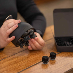 Appareil de massage cheval Imperial Riding Volta Grooming & Relaxation Noir Appareil de massage cheval Imperial Riding Volta Grooming & Relaxation Noir