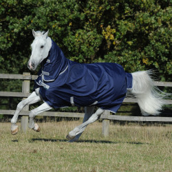 Couverture Bucas Freedom Turnout Full Neck 150g Bleu marine Couverture Bucas Freedom Turnout Full Neck 150g Bleu marine