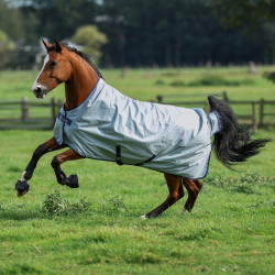 Couverture Bucas Power Turnout High Neck Light 0g Argent Couverture Bucas Power Turnout High Neck Light 0g Argent