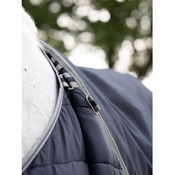 Couverture LeMieux Arika Storm-Tek 350 g Bleu marine Couverture LeMieux Arika Storm-Tek 350 g Bleu marine