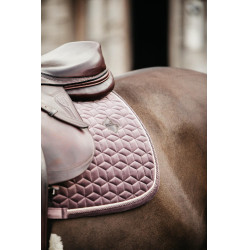 Tapis de selle Velvet jumping Kentucky Parme Rose Tapis de selle Velvet jumping Kentucky Parme Rose