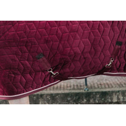 Couverture de présentation Velvet Kentucky Bordeaux Couverture de présentation Velvet Kentucky Bordeaux