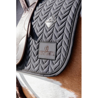 Tapis de selle Fishbone Compétition dressage Kentucky Tapis de selle Fishbone Compétition dressage Kentucky