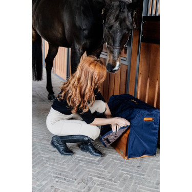Housse de protection pour boite de pansage Show Grooming Deluxe by Kentucky Navy Bleu marine Housse de protection pour boite de pansage Show Grooming Deluxe by Kentucky Navy Bleu marine