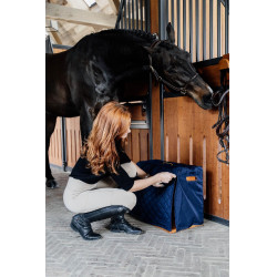 Housse de protection pour boite de pansage Show Grooming Deluxe by Kentucky Navy Bleu marine Housse de protection pour boite de pansage Show Grooming Deluxe by Kentucky Navy Bleu marine