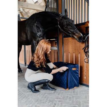 Housse de protection pour boite de pansage Show Grooming Deluxe by Kentucky Navy Bleu marine Housse de protection pour boite de pansage Show Grooming Deluxe by Kentucky Navy Bleu marine