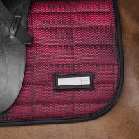 Tapis de selle HV Polo Nouria GP Viva Magenta Bordeaux