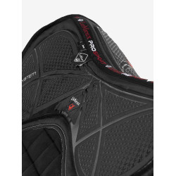 Tapis LeMieux X-Grip Silicone Dressage Square Noir Tapis LeMieux X-Grip Silicone Dressage Square Noir