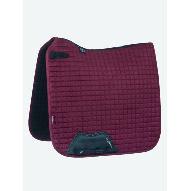 Tapis LeMieux Suede Dressage Square Mûre Bordeaux Tapis LeMieux Suede Dressage Square Mûre Bordeaux