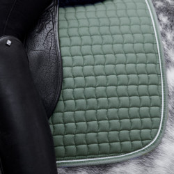 Tapis de selle de dressage Adepto Horze Vert kaki beetle Tapis de selle de dressage Adepto Horze Vert kaki beetle