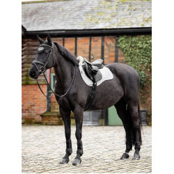 Tapis de selle LeMieux Square mixte doublé sur la moitié en Merino+ Blanc / naturel Tapis de selle LeMieux Square mixte doublé sur la moitié en Merino+ Blanc / naturel