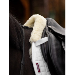Tapis de selle LeMieux Square mixte doublé sur la moitié en Merino+ Blanc / naturel Tapis de selle LeMieux Square mixte doublé sur la moitié en Merino+ Blanc / naturel