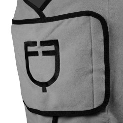 Couverture en polaire avec fermeture frontale à rabat GP Equestro Gris