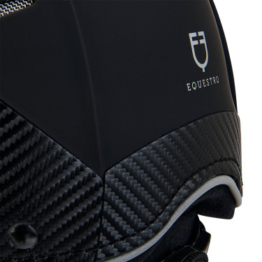 Casque ultra-léger en plastique durable Stealth Equestro Casque ultra-léger en plastique durable Stealth Equestro