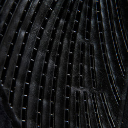 Amortisseur mémoire de forme avec poches configurables et rehausse avant et arrière Acavallo Noir / noir