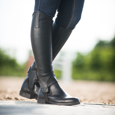 Mini-chaps Desta Horze Supreme en cuir synthétique Mini-chaps Desta Horze Supreme en cuir synthétique