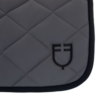 Tapis de dressage en tissu technique édition Black Line Equestro Tapis de dressage en tissu technique édition Black Line Equestro