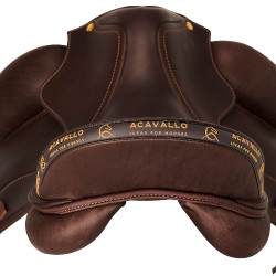 Selle de dressage Perugino avec petits taquets Acavallo Marron foncé