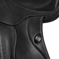 Selle de dressage Mantegna avec longs taquets Acavallo Noir Selle de dressage Mantegna avec longs taquets Acavallo Noir