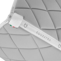 Tapis de selle obstacle en tissu technique avec logo GP Equestro Gris clair / blanc Tapis de selle obstacle en tissu technique avec logo GP Equestro Gris clair / blanc