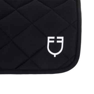 Tapis de selle obstacle en tissu technique avec logo brodé Black Line Edition Equestro Tapis de selle obstacle en tissu technique avec logo brodé Black Line Edition Equestro