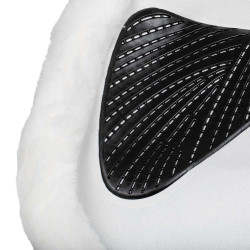 Tapis de saut Numnah avec grip en gel des deux côtés et bordure en mouton complet Acavallo Blanc / blanc Tapis de saut Numnah avec grip en gel des deux côtés et bordure en mouton complet Acavallo Blanc / blanc