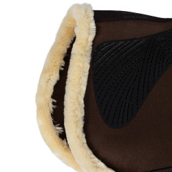 Tapis de saut Numnah avec grip en gel des deux côtés et bordure en mouton complet Acavallo Marron / naturel Tapis de saut Numnah avec grip en gel des deux côtés et bordure en mouton complet Acavallo Marron / naturel