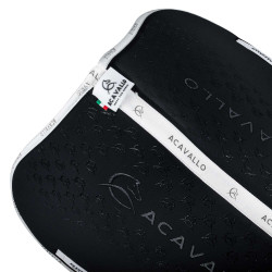 Tapis de saut en lycra avec grip en gel et dessous en fibre de bambou Acavallo Noir / blanc Tapis de saut en lycra avec grip en gel et dessous en fibre de bambou Acavallo Noir / blanc