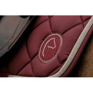 Tapis de selle Equithème Badge 2.0 Tapis de selle Equithème Badge 2.0