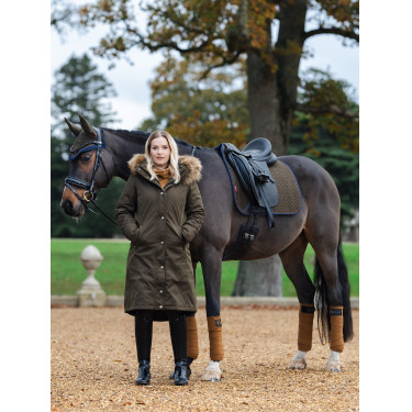 Tapis LeMieux Suede Dressage Square Tapis LeMieux Suede Dressage Square
