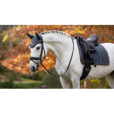 Tapis LeMieux Loire Classic Dressage Square Petrol Bleu Tapis LeMieux Loire Classic Dressage Square Petrol Bleu