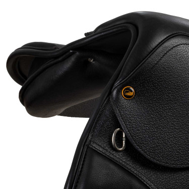 Selle de saut en cuir Chicago avec arcade interchangeable inclut 4 arçons Supreme Selle de saut en cuir Chicago avec arcade interchangeable inclut 4 arçons Supreme