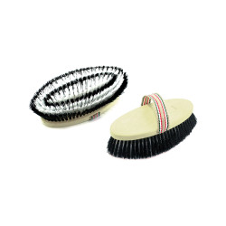 Brosse noire et blanche Umbria Equitazione