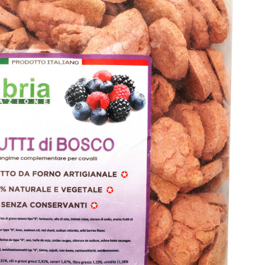 Crunchies pour chevaux aux baies 930g Umbria Equitazione Crunchies pour chevaux aux baies 930g Umbria Equitazione