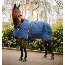 Couverture de box Horseware Rambo Optimo 200g Marine / bordeaux Bleu Couverture de box Horseware Rambo Optimo 200g Marine / bordeaux Bleu