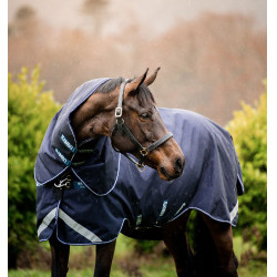 Couverture Horseware Rambo Duo Force 100g avec liners 100g et 300g 210D Marine / marine / blanc Bleu marine Couverture Horseware Rambo Duo Force 100g avec liners 100g et 300g 210D Marine / marine / blanc Bleu marine