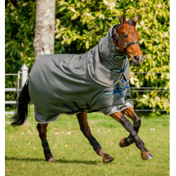 Couverture Horseware Amigo® Bravo 12 Plus 250g 1200D Gris shadow / marine / lime Couverture Horseware Amigo® Bravo 12 Plus 250g 1200D Gris shadow / marine / lime
