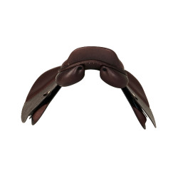 Selle de saut Roma arçon en bois cuir martelé Acavallo Marron foncé