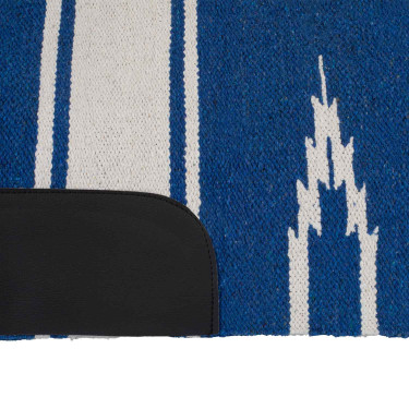 Tapis Navajo avec patch en cuir LTF Motifs Tapis Navajo avec patch en cuir LTF Motifs