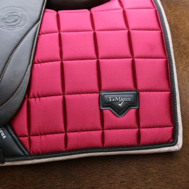 Tapis LeMieux Loire Classic Dressage Square Tapis LeMieux Loire Classic Dressage Square