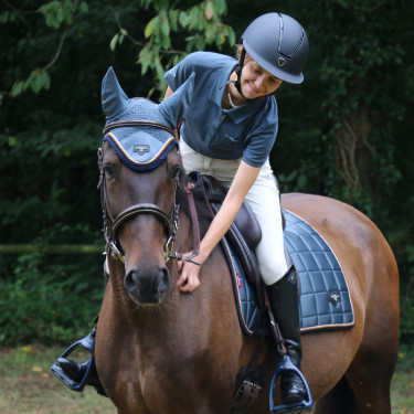 Tapis LeMieux Loire Classic Dressage Square Petrol Bleu Tapis LeMieux Loire Classic Dressage Square Petrol Bleu