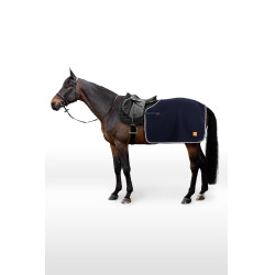 Couvre-reins laine Augusta B Vertigo Bleu marine foncé Couvre-reins laine Augusta B Vertigo Bleu marine foncé